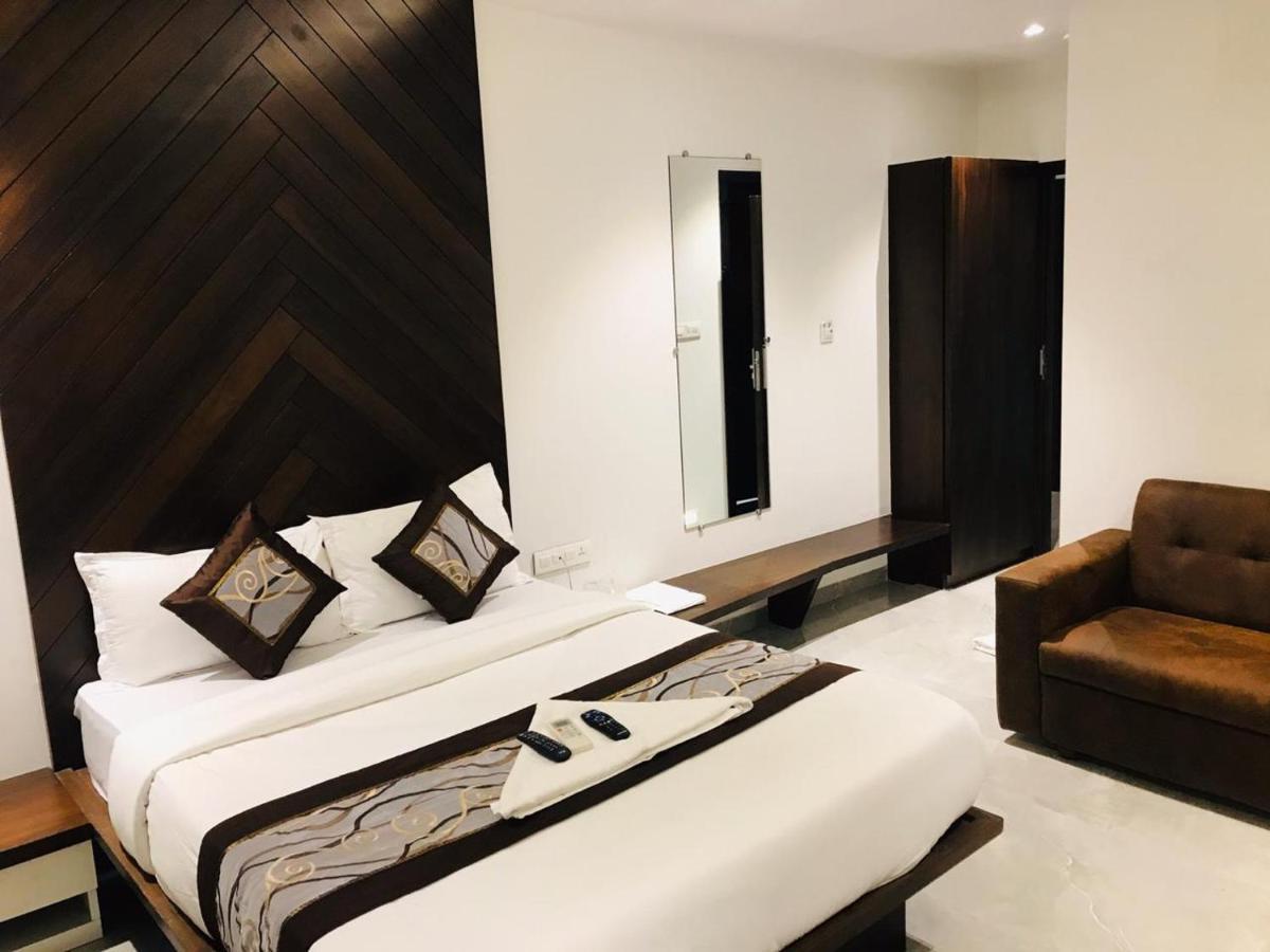 Hotel Flora Suites - Fort Mumbai Kültér fotó